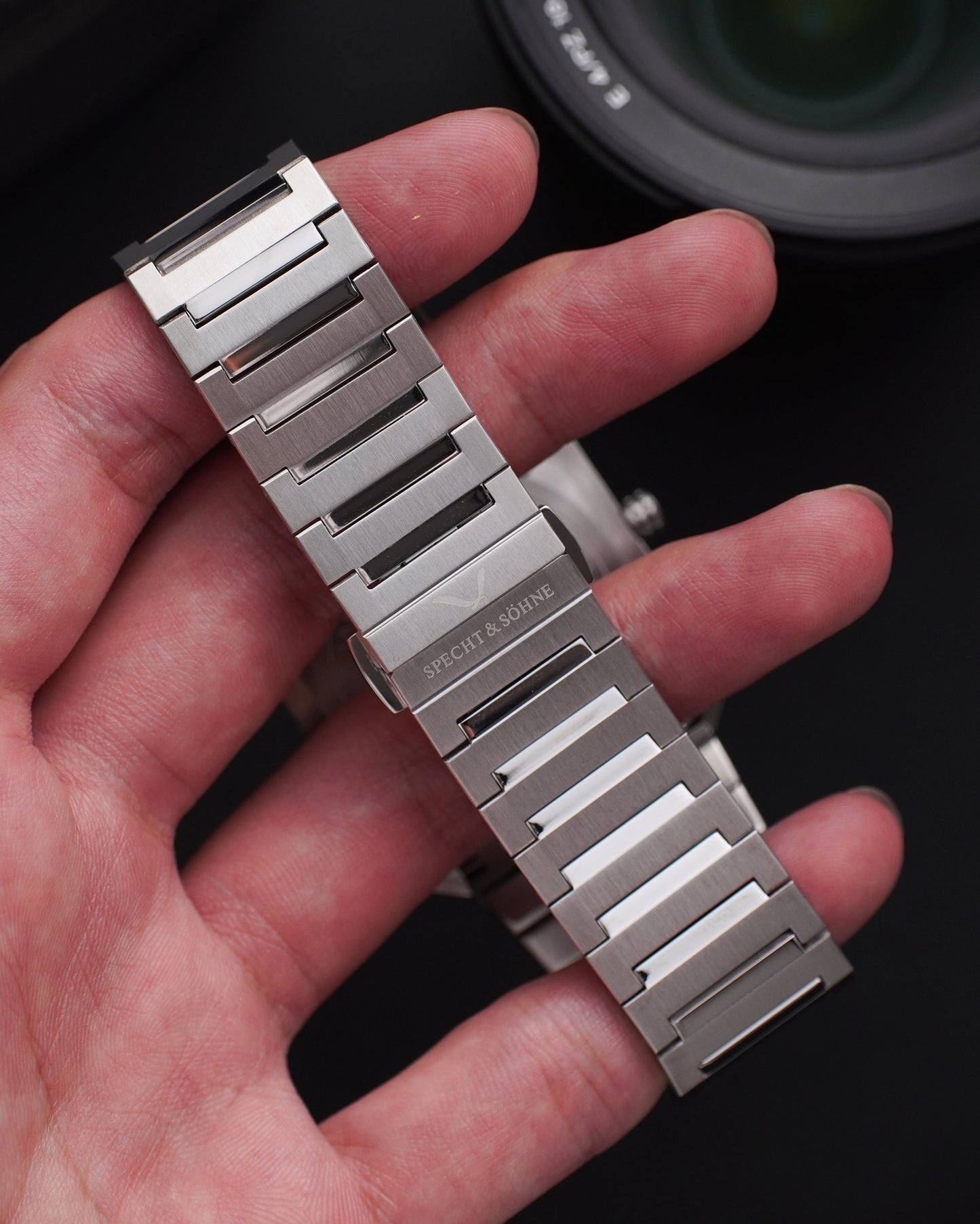 שעון SPECHT & SÖHNE SP2654Q | מנגנון Seiko VX3K | זכוכית ספיר | פלדת 316L | 50 מטר